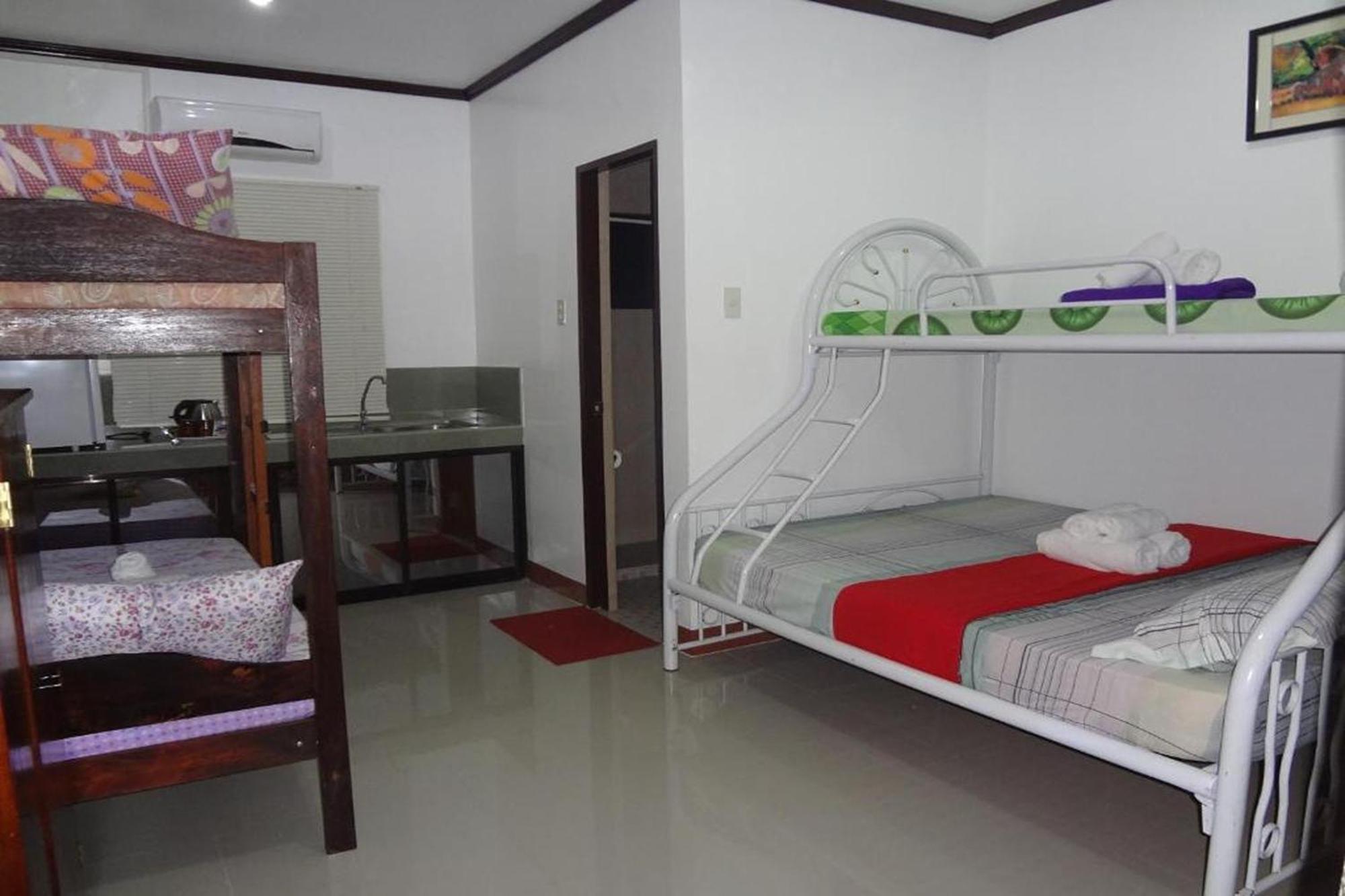 Citadel Bed And Breakfast Puerto Princesa Kültér fotó
